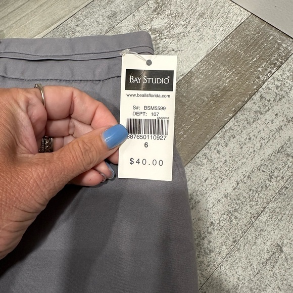 NWT Bay Studio Women Pull On Skort Skirt Stretch Size 6 - Picture 2 of 8